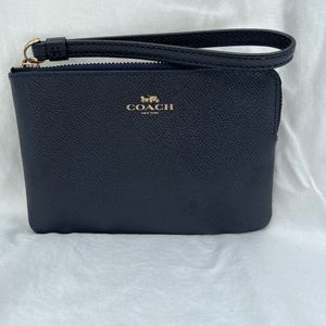 Coach wristlet wallet